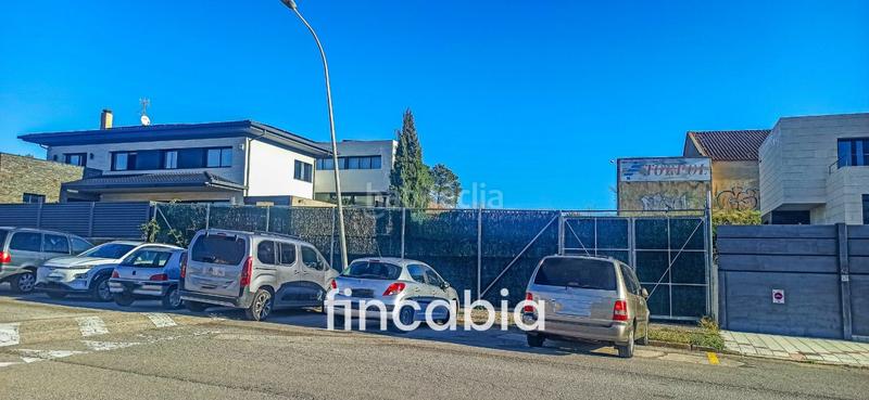 Foto d8eff175-bd52-438c-a7fd-0e4acb0dbb56. Terrain résidentiel dans avenida joan maragall 44 dans Santa Coloma de Farners