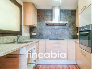 Pis a Santa Coloma de Farners. Piso moderno en venta en el centro de santa coloma de farners es