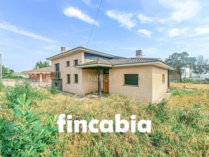 Foto 108d870d-b0ea-4653-b896-77580ba84e4e. Casa amb aparcament piscina a Caldes de Malavella