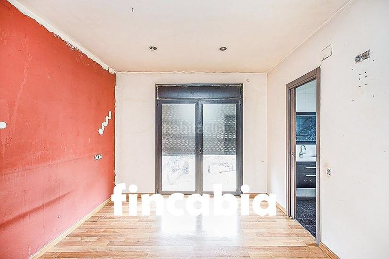 Foto a932cd84-02c0-4104-ae5e-fdbf9f2d91f8. Casa amb aparcament piscina a Caldes de Malavella