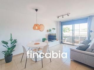 Appartement à Sils. Piso con parking en venta en el centro de sils espacio, comodida