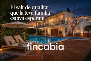 Haus  Antoni gaudi. Casa aislada con piscina en venta en santa coloma de farners con