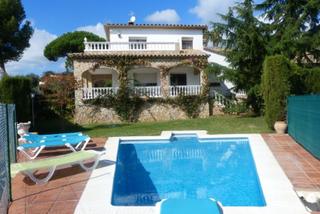 Casa  Mas vilà. Chalet en mas vilà , calonge, costa brava, girona.