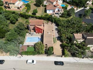 Casa a Mas santet 42. Chalet para reformar en mas pere, calonge.