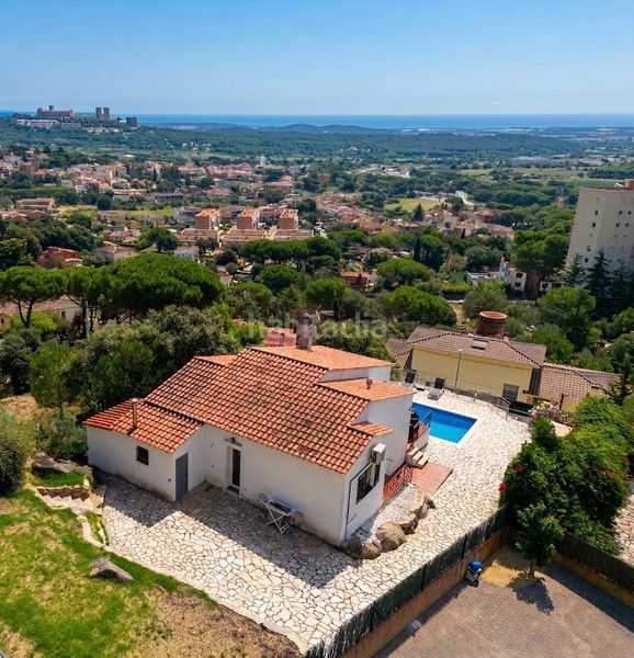 Foto 669b6987-fc5e-4a00-b467-0c9e86a2006f. Casa amb calefacció piscina a Cabanyes-Mas Ambrós-Mas Pallí Calonge