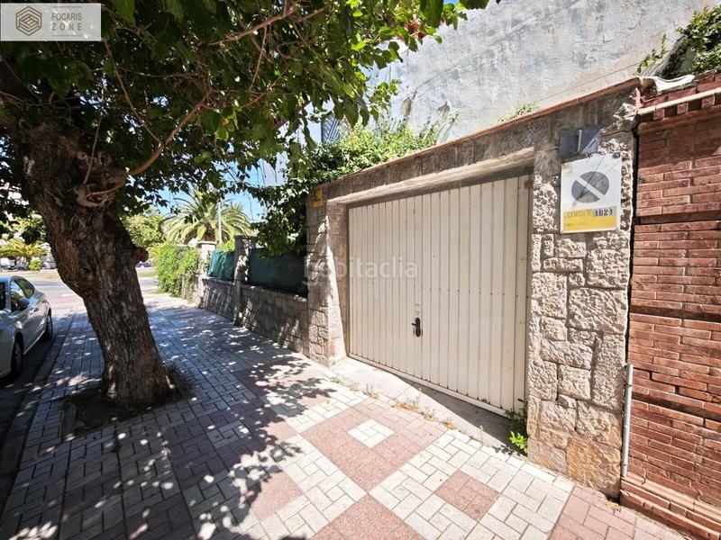 Foto 50cef30b-f8e4-4171-9851-2f947cc891fa. Casa bifamiliare in Barrio de Ciudad Jardín Málaga