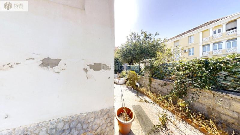 Foto c164786b-58d4-4866-bf35-aac9e757f295. Casa bifamiliare in Barrio de Ciudad Jardín Málaga