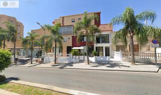 Estudi  Avenida de benyamina. Precioso apartamento con terraza en torremolinos