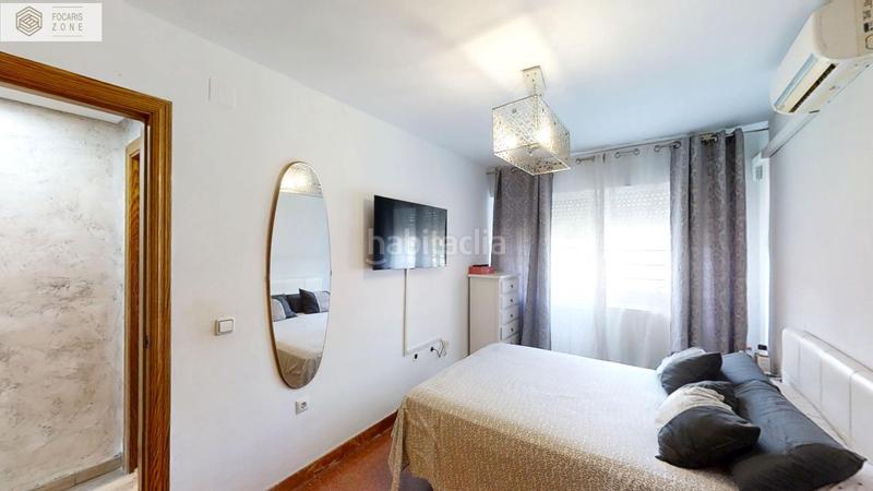 Foto 5ac4248f-fc41-4c42-b5e4-2b9a073db20e. Apartament amb aparcament piscina a Martiricos - La Roca - La Rosaleda Málaga