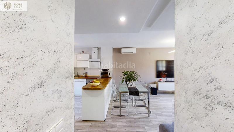 Foto 6e00cb80-96b0-4feb-a356-b9313b69e516. Apartament amb aparcament piscina a Martiricos - La Roca - La Rosaleda Málaga