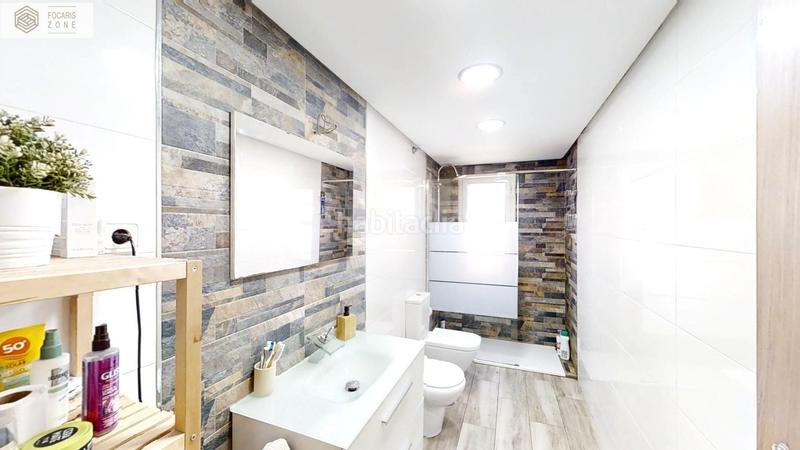 Foto abb34d68-3f48-4368-b2fe-fb75452ca259. Apartament amb aparcament piscina a Martiricos - La Roca - La Rosaleda Málaga