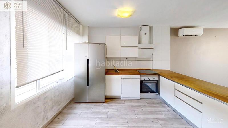 Foto d8957a75-c3e7-40d2-b805-302bbad09567. Apartament amb aparcament piscina a Martiricos - La Roca - La Rosaleda Málaga
