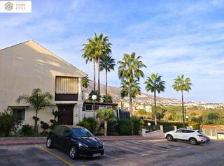 Rent Duplex  Calle colmenar. Dúplex en benalmádena tu oasis de lujo con vistas