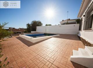 Chalet  Lugar el acebuchal. Tu refugio de paz en el rincón de la victoria