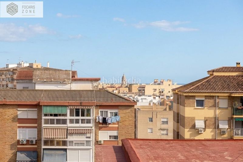 Foto dd038b90-cd43-4495-88f4-a368faa1637d. Pis a Parque Victoria Eugenia Málaga