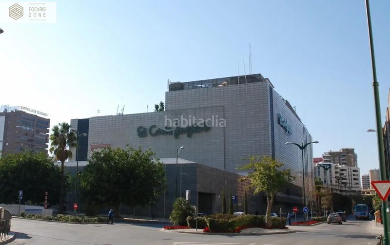 Foto de210edd-aa21-4d62-b7d6-1857ceee608d. Aparcament cotxe a Perchel Norte Málaga