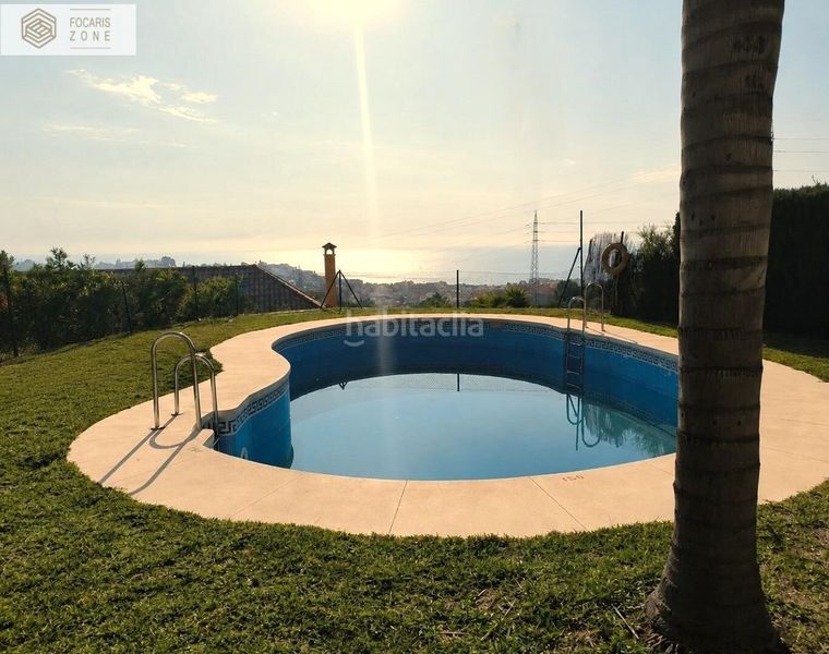 Foto e96c7c40-f066-4eb5-b689-339fcf98949b. Casa aparellada amb calefacció aparcament piscina a Málaga