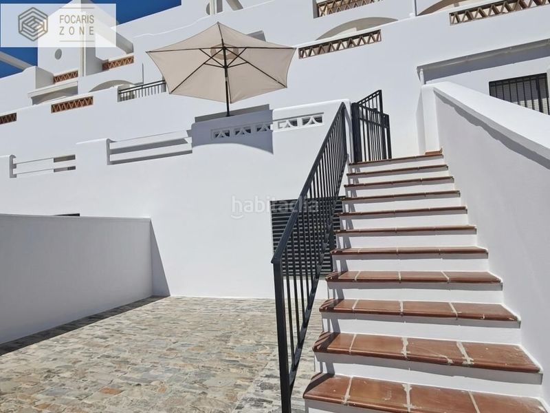 Foto 511b1fec-65f5-44f5-95d7-075817ce1348. Pis amb calefacció aparcament piscina a bahía de Casares Casares