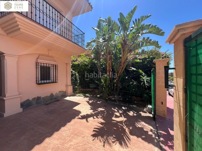 Foto 540b5ca1-215e-4e49-b83e-1bd5bd4d9807. Casa aparellada amb calefacció aparcament piscina a Mijas