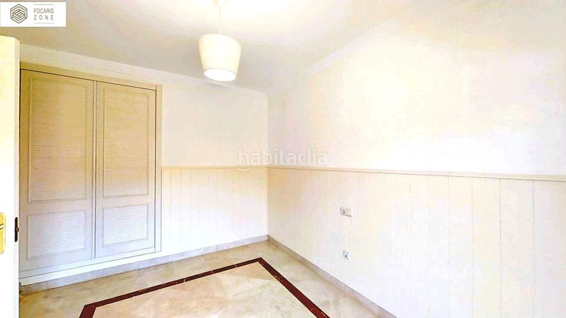 Foto 5d4e6990-2a55-4f38-a1ed-c54573bf20bf. Casa aparellada amb calefacció aparcament piscina a Mijas