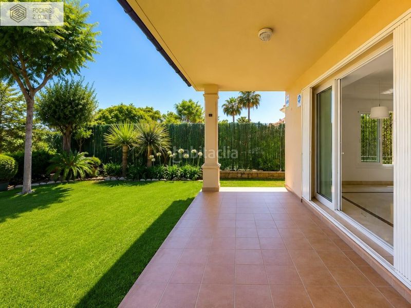 Foto b012ef24-b247-4da4-8f9c-d333c16a52e8. Casa aparellada amb calefacció aparcament piscina a Mijas