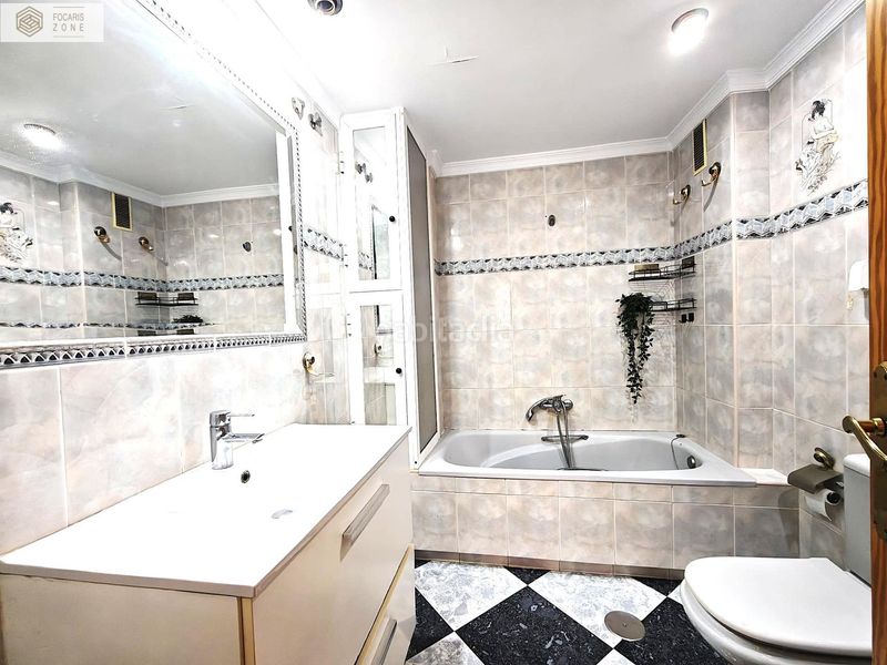 Foto a8c09313-1599-4e6e-95b7-aa0f813245c2. Pis amb aparcament a Cortijo Bazán - Los Casinis - Los Cipreses Málaga