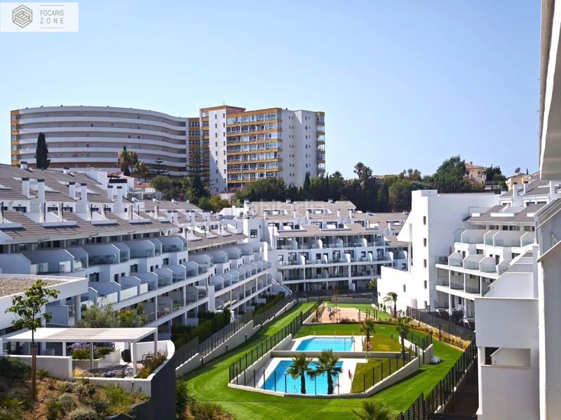 Foto 891f878f-6793-4ab3-a9fe-13e251b0f9b0. Pis amb calefacció aparcament piscina a Torreblanca del Sol Fuengirola