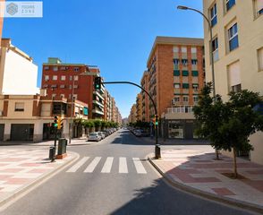 Appartement  Calle vandelvira. La cercanía del centro sin pagar su precio
