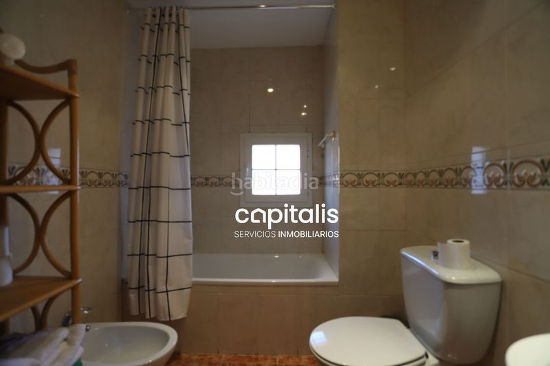 Foto 3dafbfc6-c25b-4a39-970e-c0af99e0df50. Casa amb calefacció piscina a Ensanche Alcalá de Henares