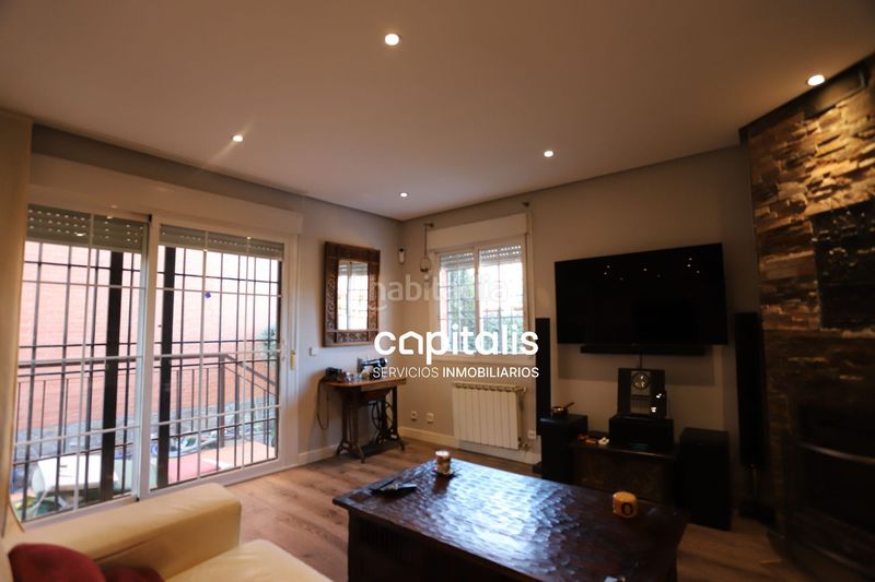 Foto 6fa987d9-0a7b-4448-bc3c-3e0f73a3986b. Casa amb calefacció piscina a Ensanche Alcalá de Henares