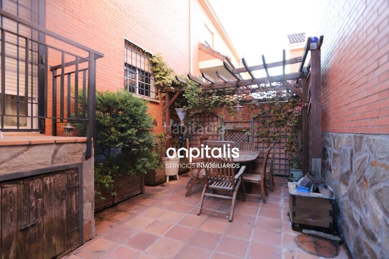 Foto 8fde6ac7-bb42-4d9a-8f46-ed3ce061fbe7. Casa amb calefacció piscina a Ensanche Alcalá de Henares