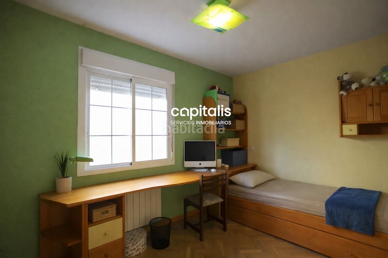 Foto acc0e16b-8f70-4c68-b27d-a44f9abfe5e8. Casa amb calefacció piscina a Ensanche Alcalá de Henares