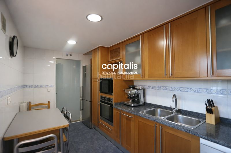 Foto b1364be7-42aa-4cb1-9b55-b08912c974cd. Casa amb calefacció piscina a Ensanche Alcalá de Henares