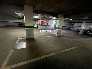 Posto auto in Antracita