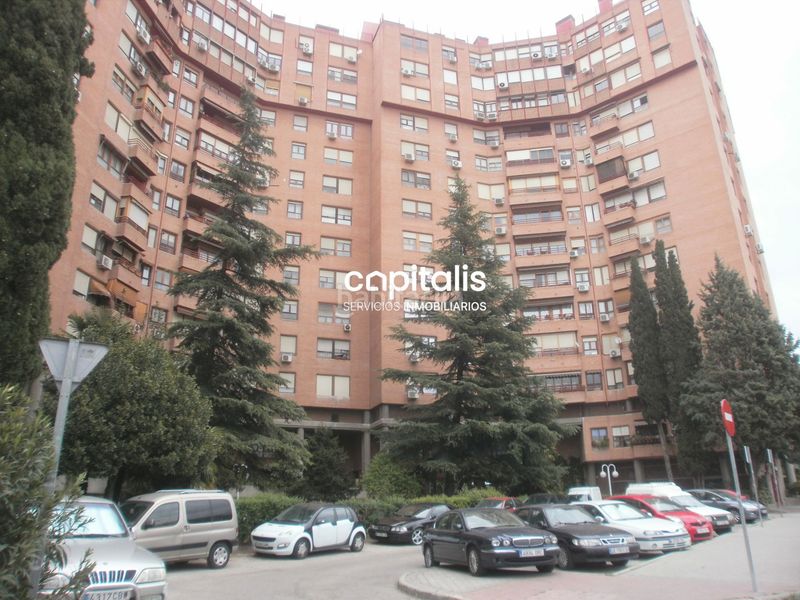 Foto 544a9da1-4a16-43a9-b3d4-9078d3c6e4dc. Lloguer pis amb calefacció a Media Legua Madrid