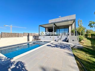 Location Maison  Alhena. Chalet en calle alhena