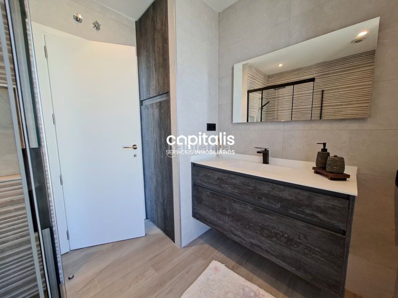 Foto e17a4e75-8ea6-4d07-b926-3aec5676c563. Lloguer casa amb calefacció piscina a Los Satélites-Roza Martín Majadahonda