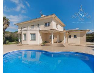 Casa  Naris monturiol. Casa en venta en platja daro