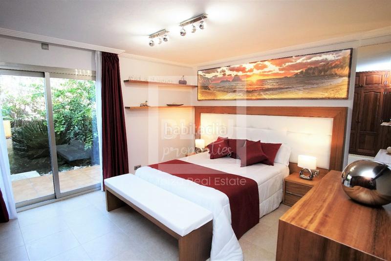 Foto 3c9b0344-7976-47d0-ae59-f5f561202532. Affitto chalet con parcheggio piscina in Jesús Santa Eulària