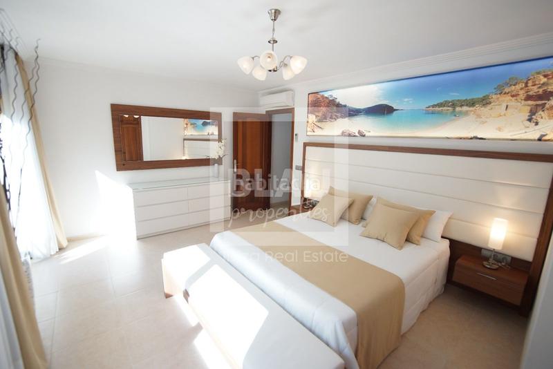 Foto d437e5d4-c81d-4d27-afd8-7adaea3272c1. Location chalet avec parking piscine dans Jesús Santa Eulària