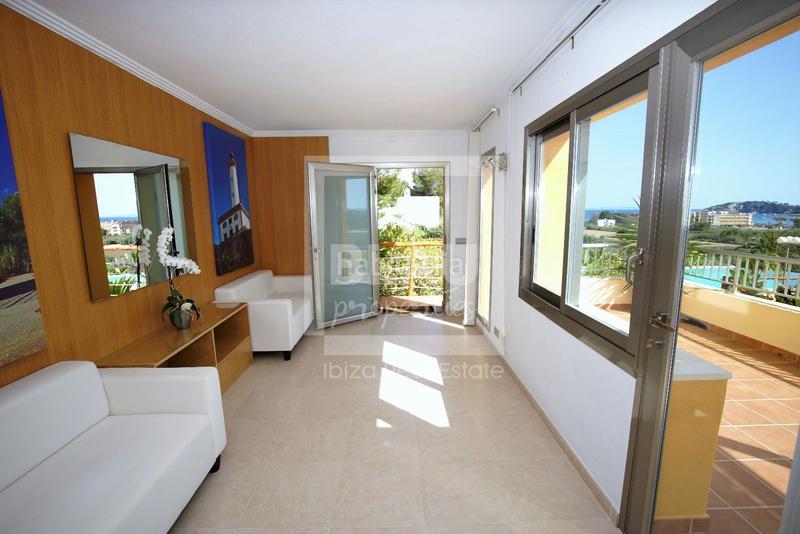 Foto 49ba8c7f-9800-4d4f-8f8d-feda5de3cc23. Miete chalet mit parking pool in Jesús Santa Eulària