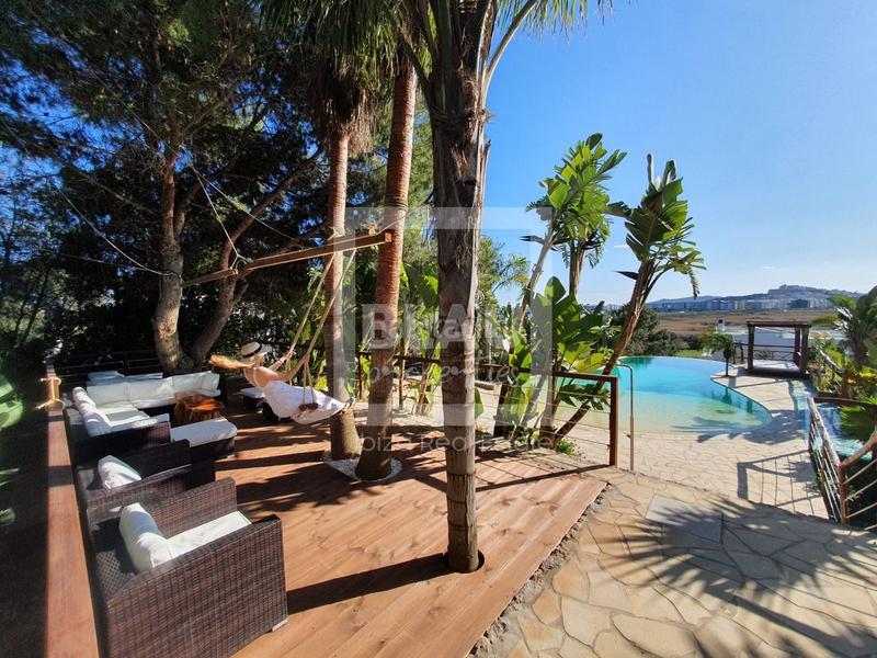 Foto 6e8be069-3492-46d9-aaf5-e4e0d5c35085. Miete chalet mit parking pool in Jesús Santa Eulària