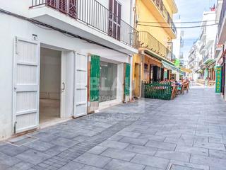 Lloguer Local Comercial  Del mar. Local en alquiler en pleno centro de sant antoni. en calle peato