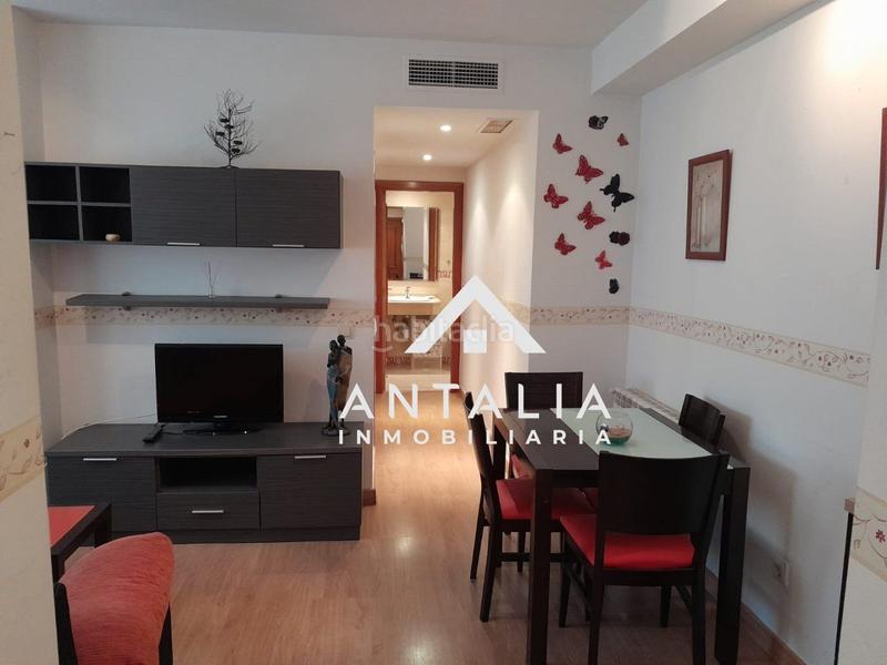 Foto 64a32a11-e9c3-413c-be17-9fbf452de2ed. Flat with pool in Centro Cáceres