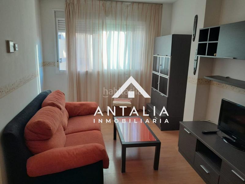 Foto a446f736-fe62-45ad-848d-5124c4619932. Flat with pool in Centro Cáceres