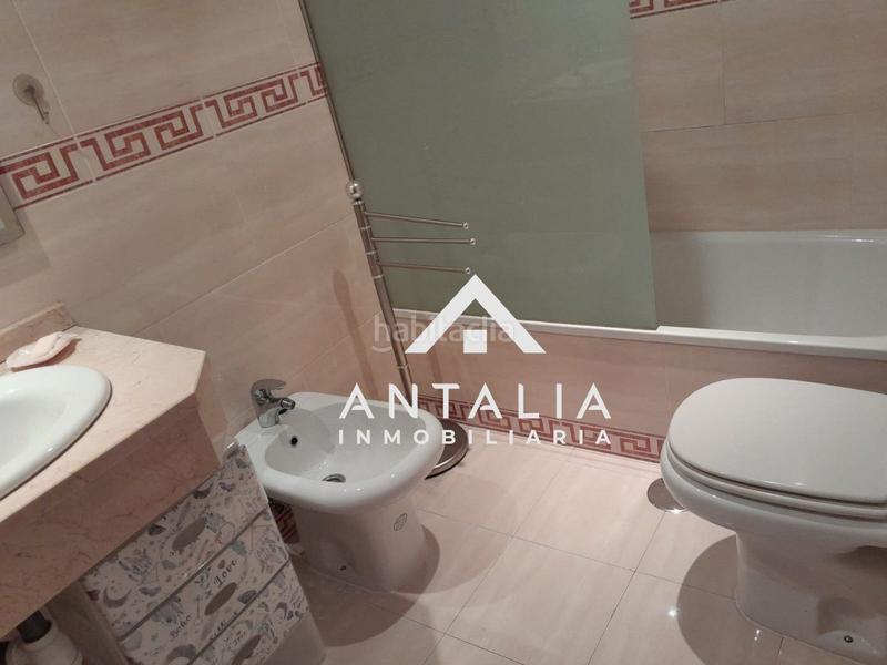 Foto e9f3b7ea-63ef-4883-b65e-73e4e61e9732. Flat with pool in Centro Cáceres