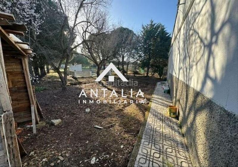 Foto 847429ea-4974-468c-9d3d-2953efaa5373. Chalet avec piscine dans Valdesalor - Rincón de Ballesteros Cáceres