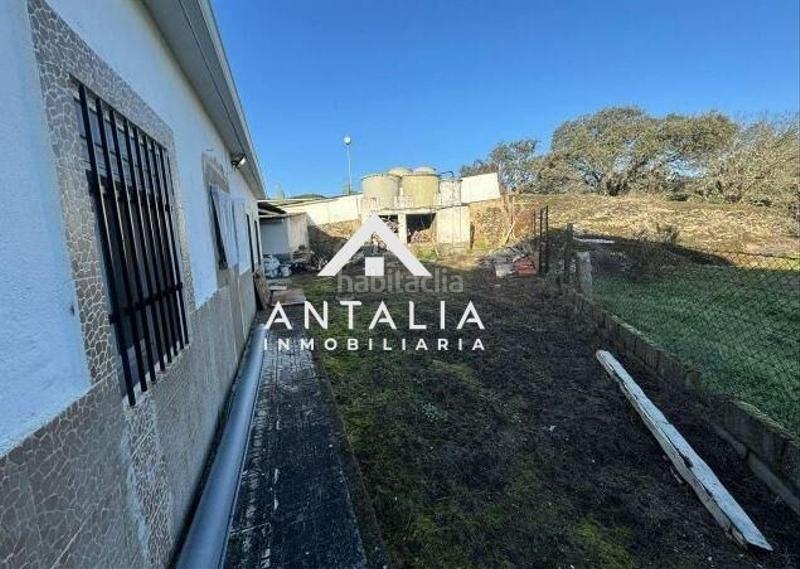 Foto ad93f464-30ec-4d1a-b447-6677e8834833. Chalet avec piscine dans Valdesalor - Rincón de Ballesteros Cáceres