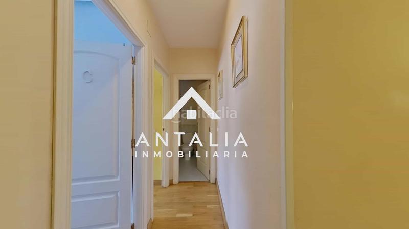 Foto 2b6b9a36-4d16-4fd0-88ec-b0be6d418c19. Casa adossada amb calefacció a nuevo Cáceres Cáceres