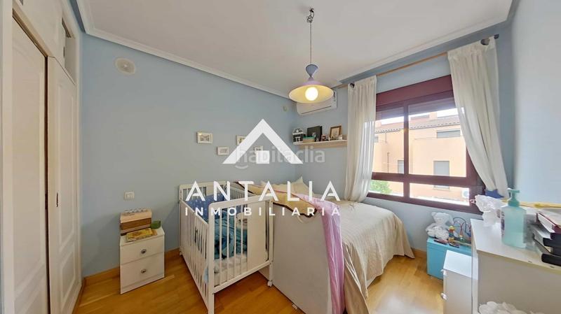 Foto 45d67435-5794-411e-aea8-5c2c5dcba92f. Casa adossada amb calefacció a nuevo Cáceres Cáceres